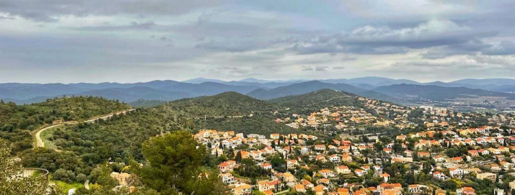 La Maison De Lily, Cosy Dans Le Vieux-Hyeres, Parking Gratuit Hyères Exterior foto