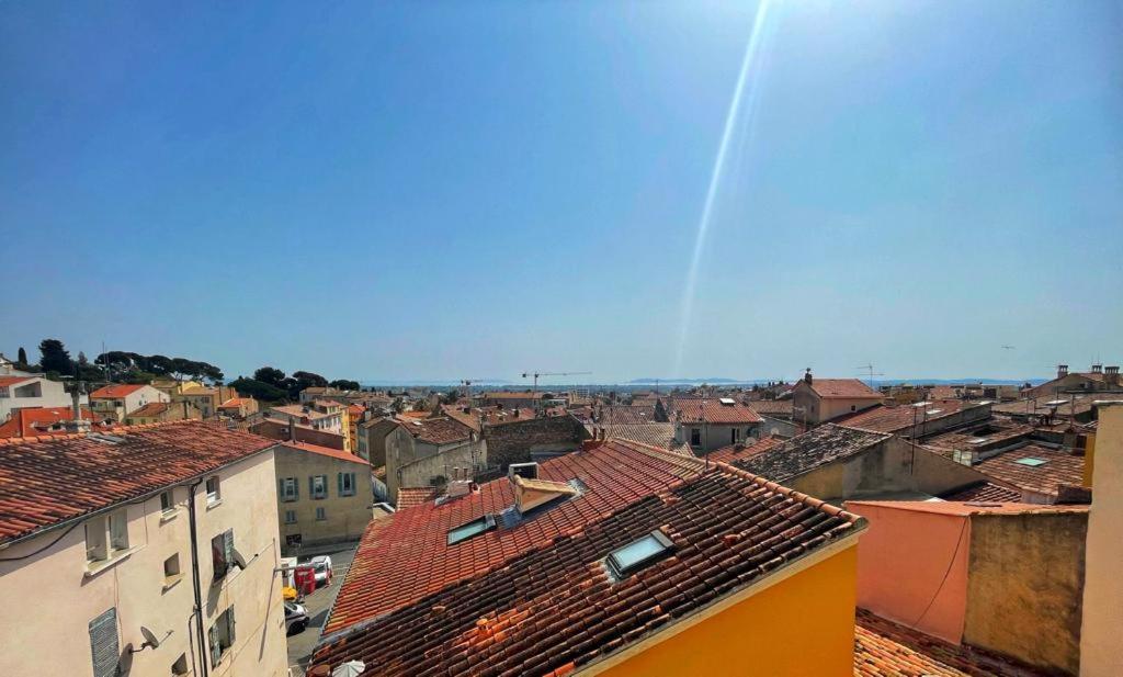 La Maison De Lily, Cosy Dans Le Vieux-Hyeres, Parking Gratuit Hyères Exterior foto