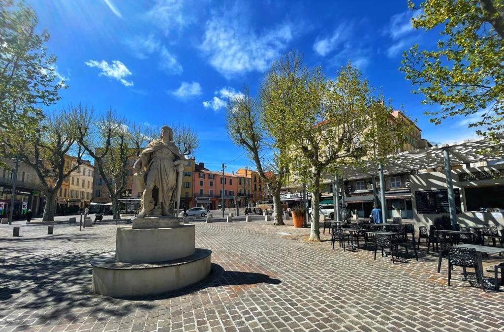 La Maison De Lily, Cosy Dans Le Vieux-Hyeres, Parking Gratuit Hyères Exterior foto